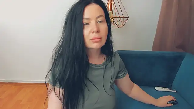 BrilliantGirll – Kamerová šou