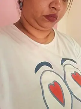Ravina_patil1's Webcam Show