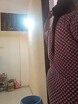 Ravina_patil1's Webcam Show