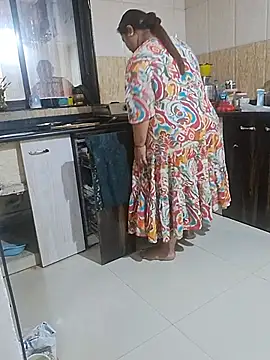 Webkamerová show Ravina_patil1