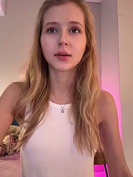 LunaRase Webcam Show