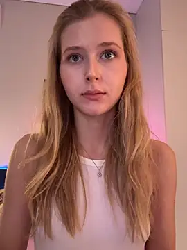 LunaRase Webcam Show