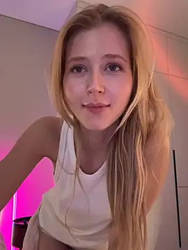 LunaRase's Webcam Show