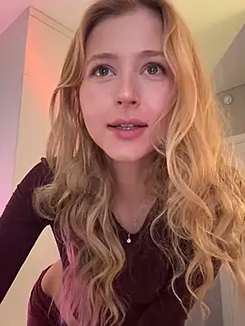 LunaRase's Live XXX Chat