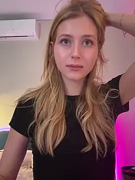 LunaRase's Live XXX Chat