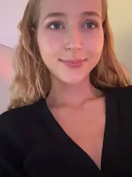 LunaRase's Live XXX Chat