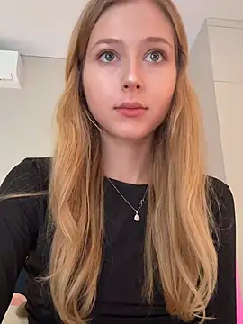 Онлайн чат XXX LunaRase