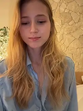 LunaRase's Live XXX Chat