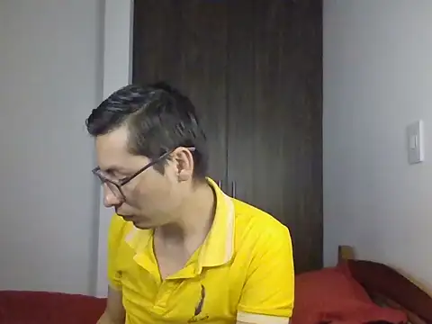 Show modela mByronaWilsv na web-kameri
