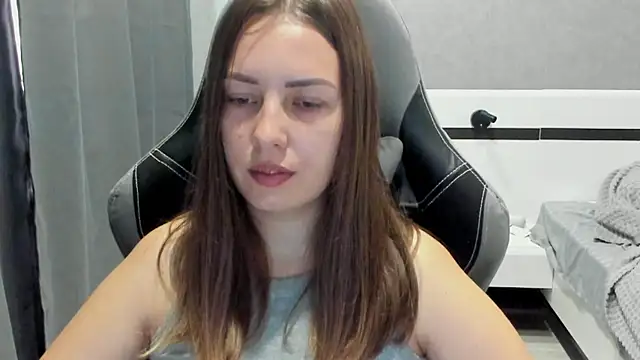 Mia_shy1's Live XXX Chat
