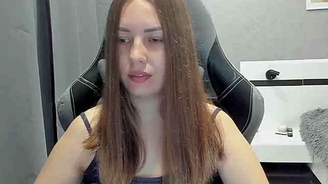 Mia_shy1's Live XXX Chat
