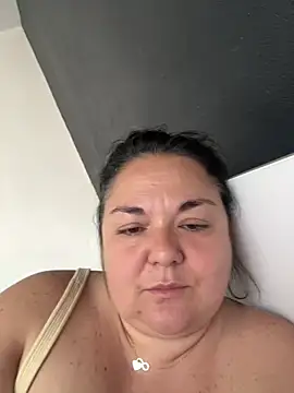 MikyVesela – live chatrum