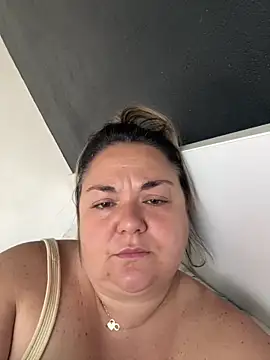 MikyVesela 실시간 채팅방
