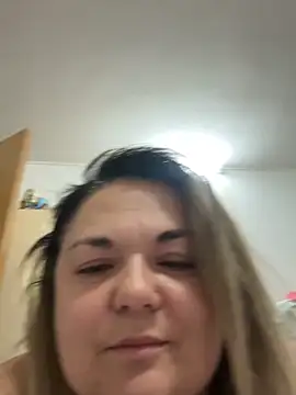 Chat XXX en directo de MikyVesela