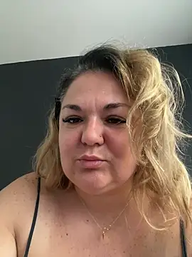 Chat XXX en directo de MikyVesela