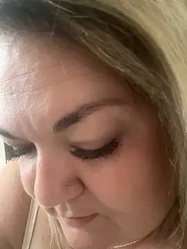 Chat XXX ao vivo de MikyVesela