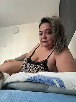 MikyVesela's Live XXX Chat