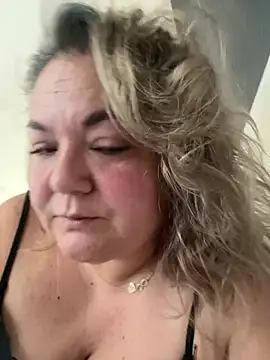 MikyVesela's Live XXX Chat