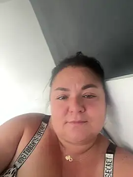 MikyVesela's Live XXX Chat