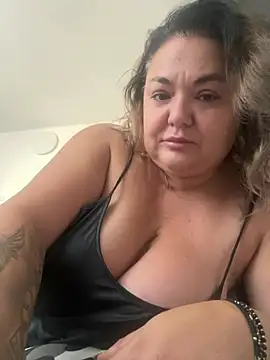 XXX chat uživo modela MikyVesela
