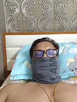 MuscularEros1 webcam show