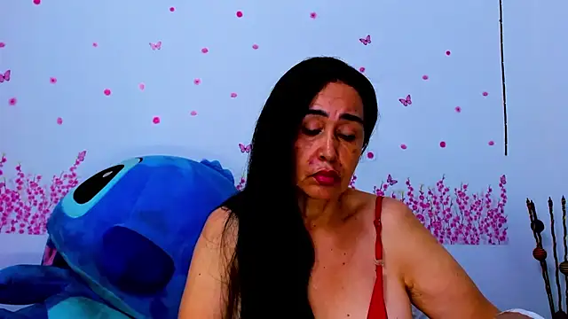 Chat +18 de HorniestMilf ao vivo