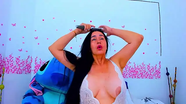 Živý XXX chat HorniestMilf