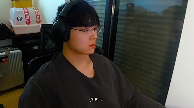Tkcqcc's Webcam Show