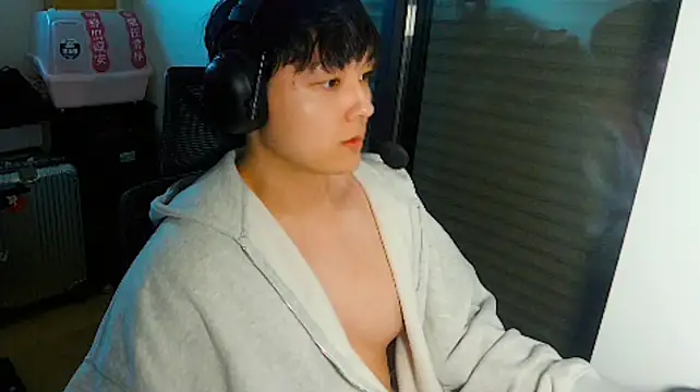 Tkcqcc's Webcam Show