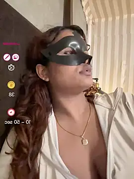 Bad_Girl_Kayra69's Webcam Show