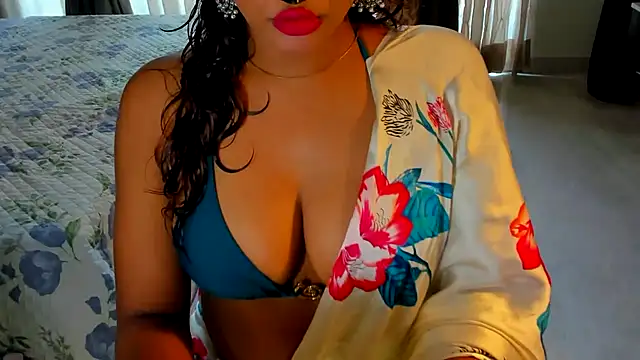 Bad_Girl_Kayra69 网络视讯表演
