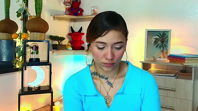 alisson_zafiro_'s Live XXX Chat