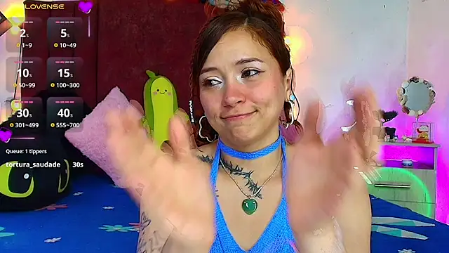 Chat +18 de alisson_zafiro_ ao vivo
