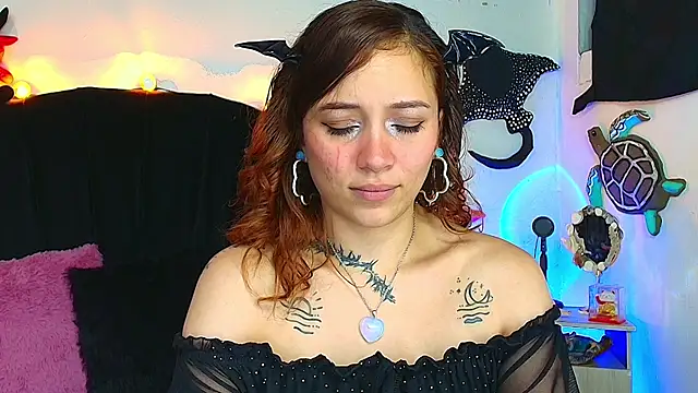 alisson_zafiro_'s Live XXX Chat
