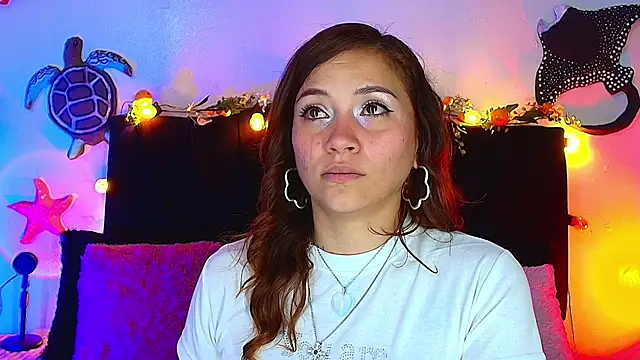 Chat XXX en directo de alisson_zafiro_