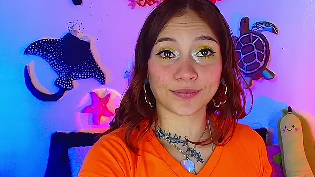 Chat XXX en directo de alisson_zafiro_