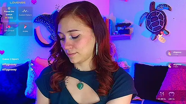 Chat +18 de alisson_zafiro_ ao vivo