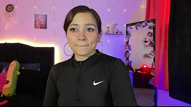 alisson_zafiro_ Chat XXX in diretta