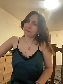 دردشة JasmineGlamour الجنسية المباشرة