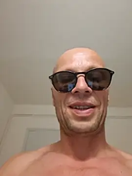 wedge75 live XXX chat