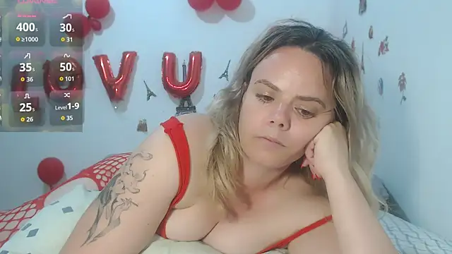 XXX chat uživo modela hotmilf4uxxx
