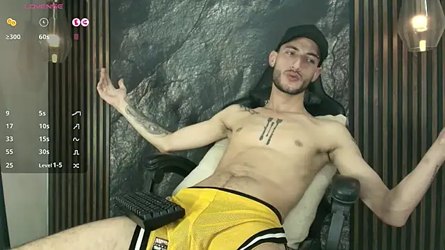 Sxxthiago Chat XXX in diretta