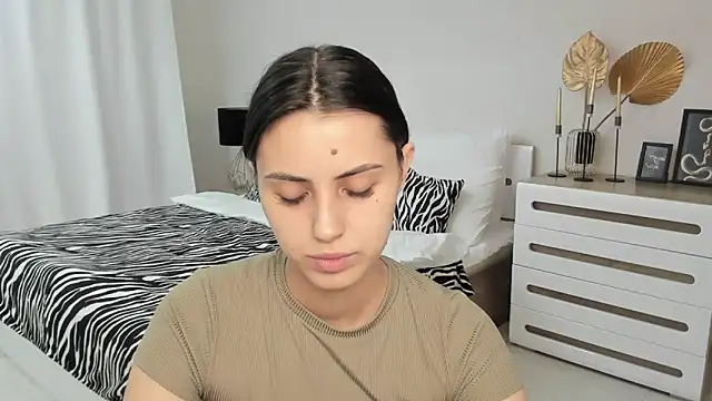 Jasmine_Stewart Live XXX-chat