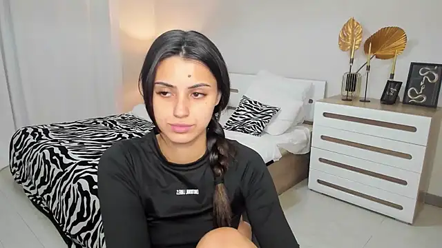 Chat XXX en directo de Jasmine_Stewart