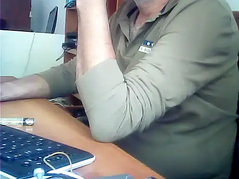 zormen355 Adlı Modelin Web Kamerası Şovu