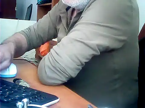 zormen355 Adlı Modelin Web Kamerası Şovu