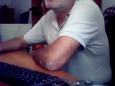 zormen355 Adlı Modelin Web Kamerası Şovu