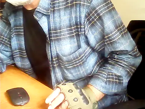 zormen355 Webcam Show