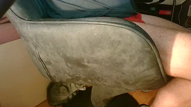T0Yforeskin Webcam-Show