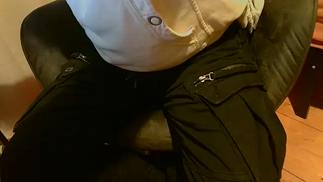 T0Yforeskin Webcam-Show